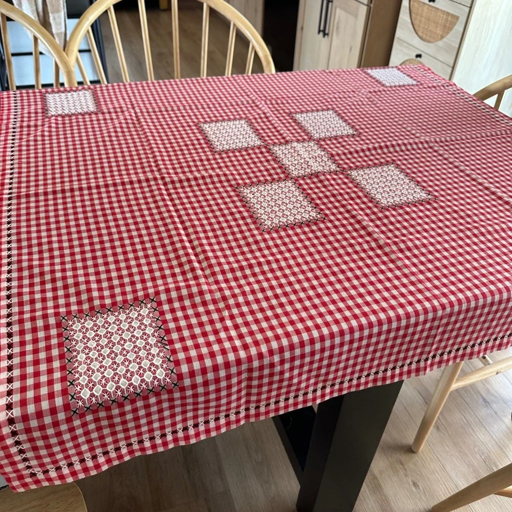 Vintage Red Gingham Chicken Scratch Embroidery Square Tablecloth Farmhouse 42x42